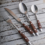 SET X 24 CUBIERTOS BISTRO MADERA