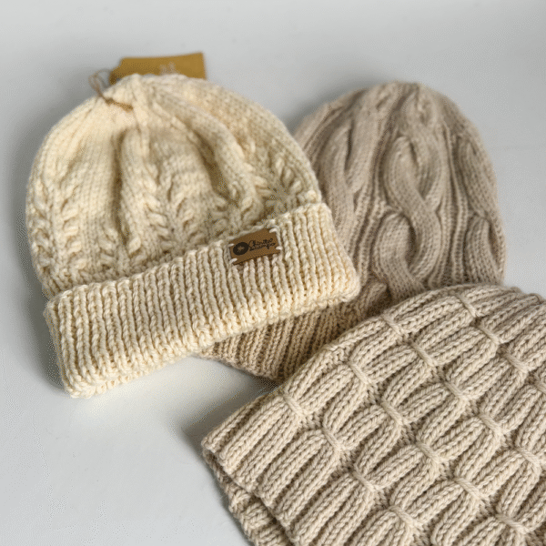 GORRO DE LANA BLANCO NATURAL