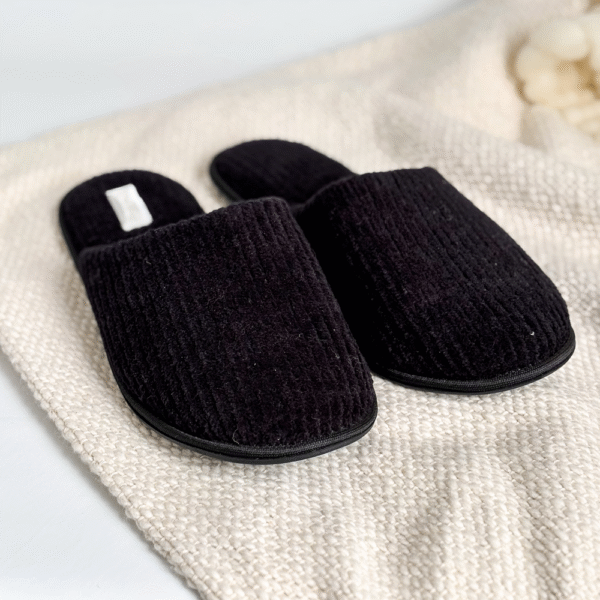 PANTUFLA TOALLA NEGRA