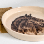 PLATO GRANDE DE CERÁMICA CABALLO - Imagen 2