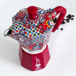 CAFETERA BIALETTI MOKA EXPRESS DOLCE&GABBANA ROJA - Imagen 6