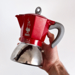 CAFETERA BIALETTI MOKA INDUCTION ROJA 6 TAZAS - Imagen 3
