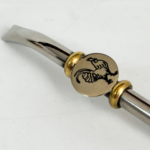 BOMBILLA ARTESANAL DISEÑO GALLO GRABADO - Imagen 3