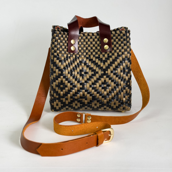 CARTERA MINIBAG MEXICO ROMBOS DORADOS Y NEGROS