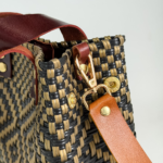 CARTERA MINIBAG MEXICO ROMBOS DORADOS Y NEGROS - Imagen 2