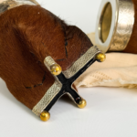 MATE IMPERIAL DE CUERO PELUDO BASE BOLITAS - Imagen 5