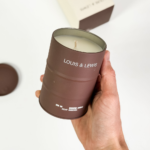 VELA DRUM LOUIS & LEWIS SILKY GARDENIA-BROWN 320ML - Imagen 4