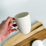 TAZA CON TAPA Y CUCHARA LINES 300ML - Imagen 5